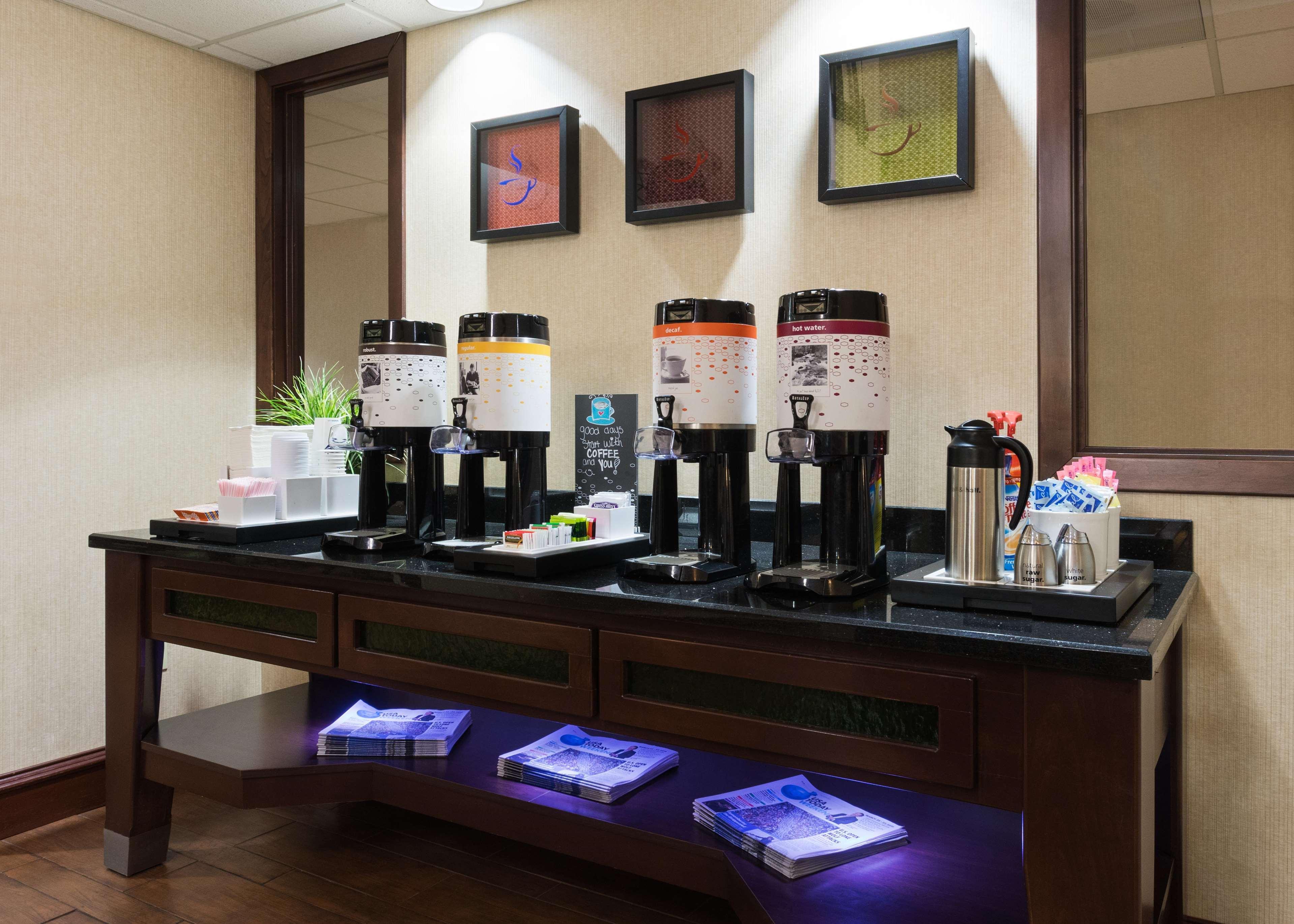 Hampton Inn By Hilton Odessa Bagian luar foto