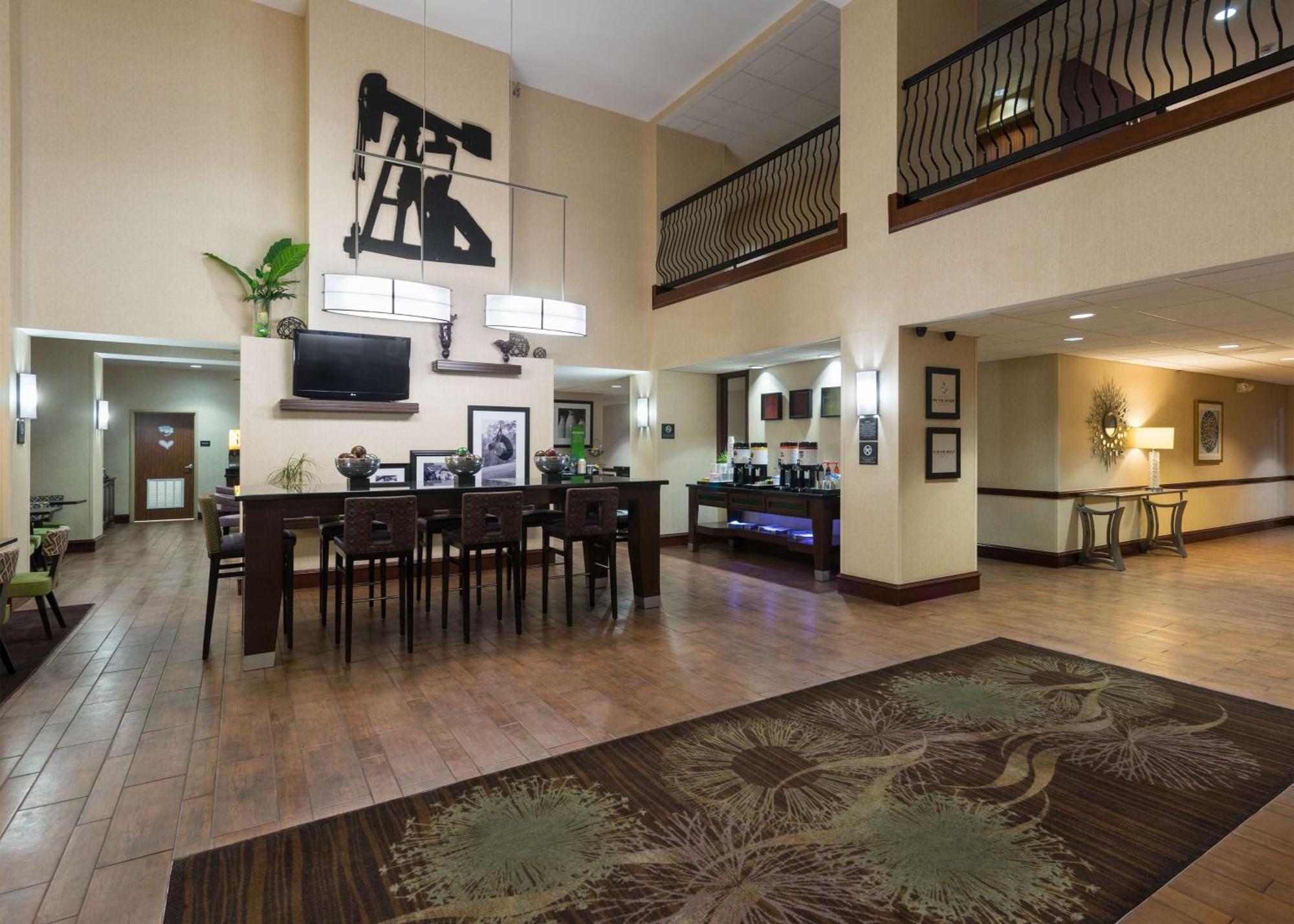 Hampton Inn By Hilton Odessa Bagian luar foto