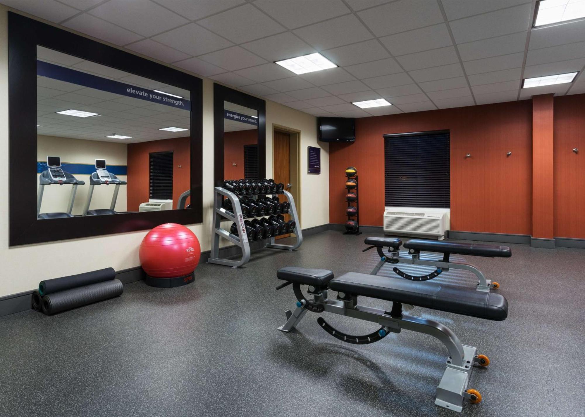 Hampton Inn By Hilton Odessa Bagian luar foto