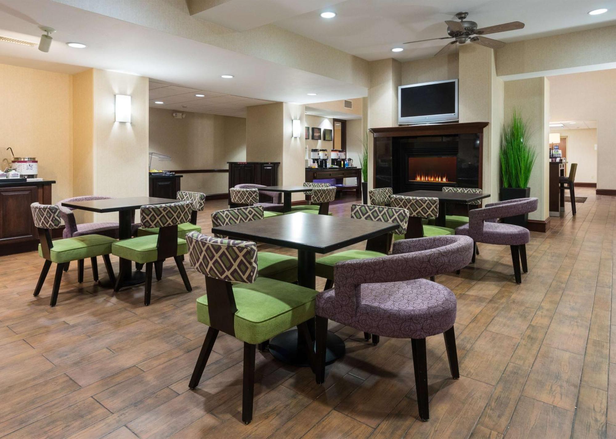 Hampton Inn By Hilton Odessa Bagian luar foto