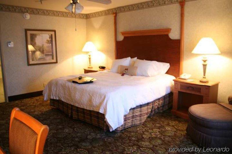 Hampton Inn By Hilton Odessa Bagian luar foto